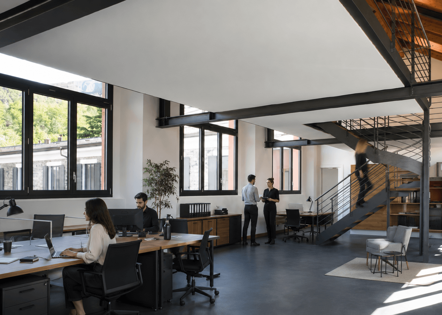 Fenêtre aluminium Novafen dans un bureau